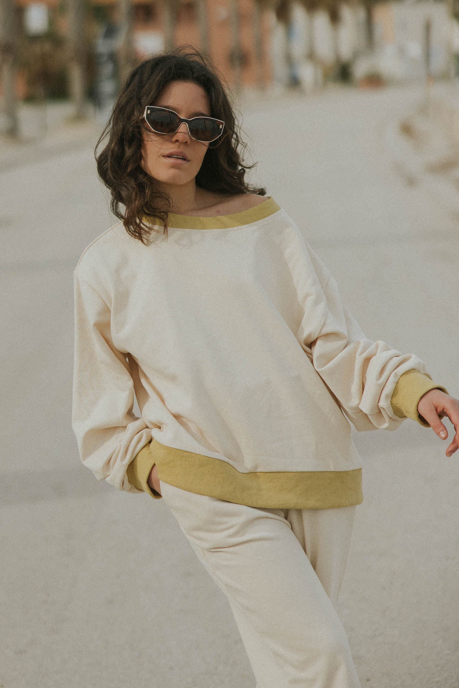 French terry crewneck in neutral cream.