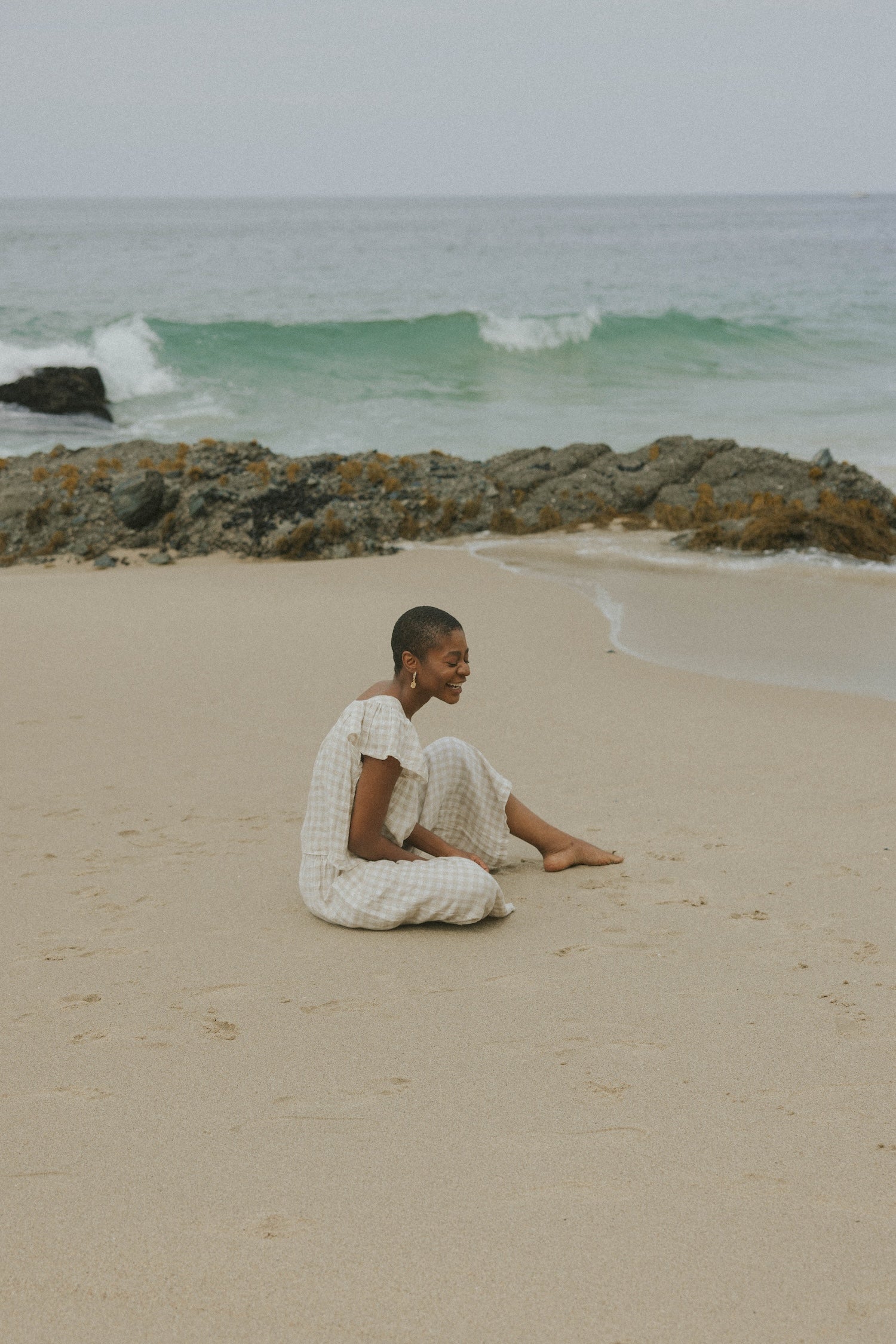 Matching linen lounge set for women.