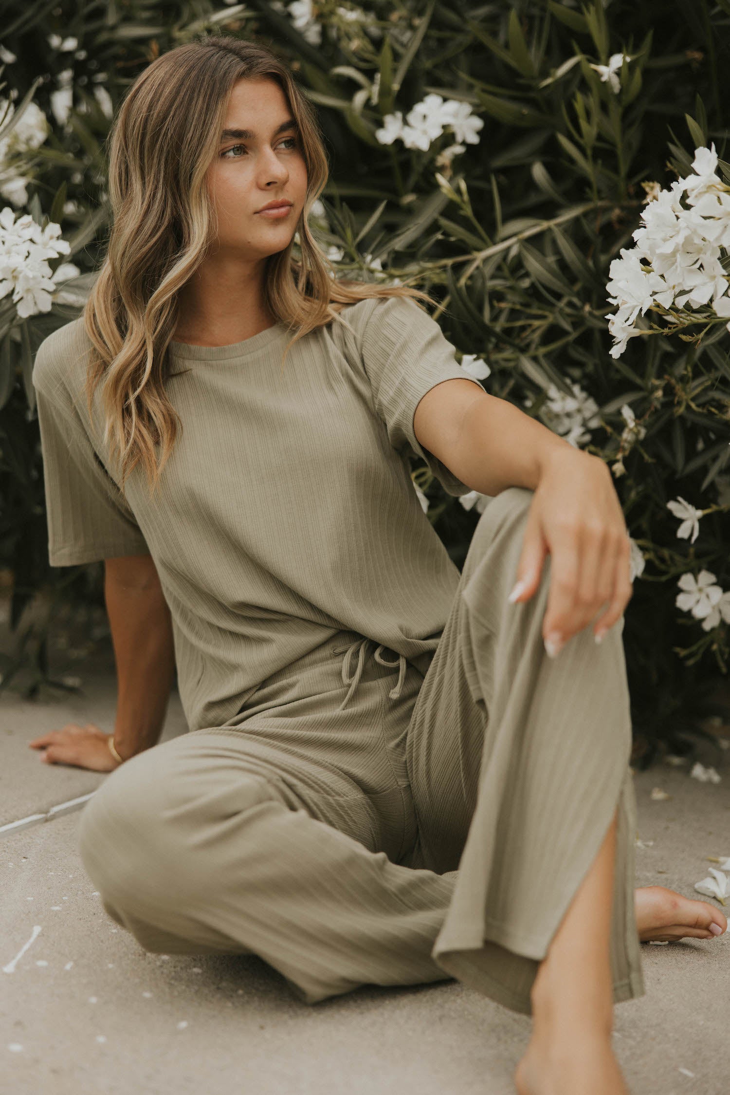 Green casual matching loungewear set for women.