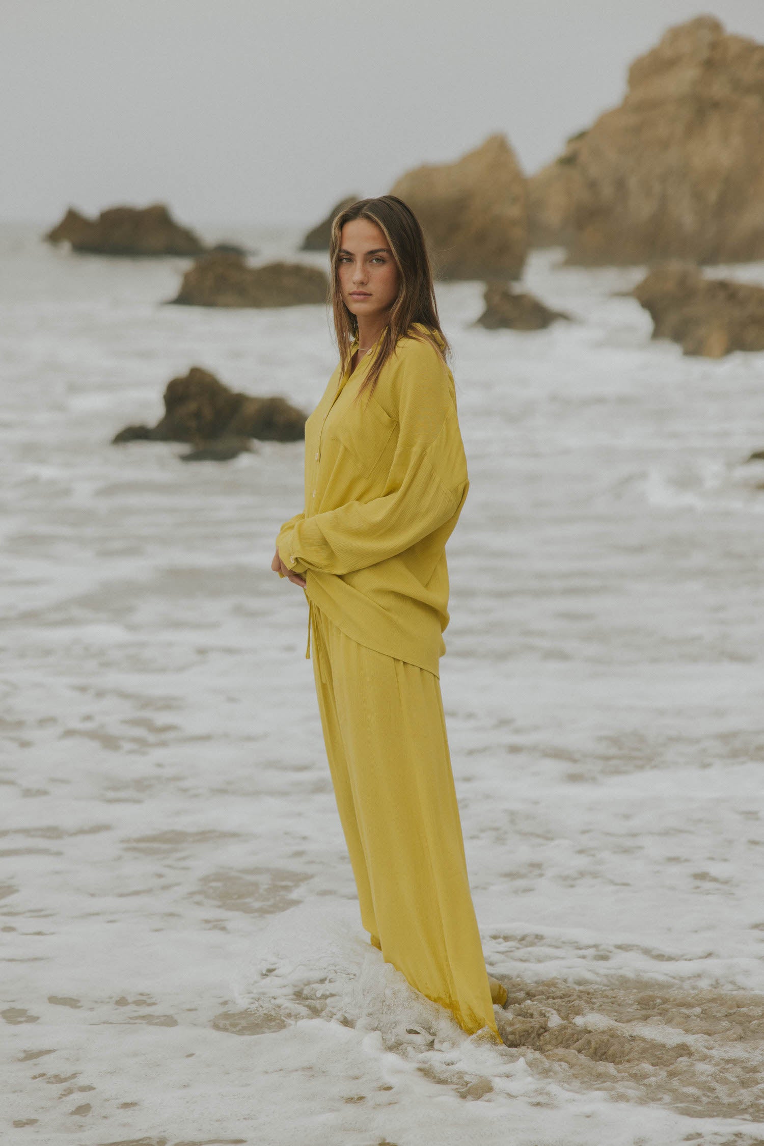 Lightweight women&#39;s lounge pants for travel in yellow.