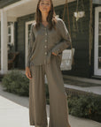 Lightweight women's lounge pants for travel in gray.