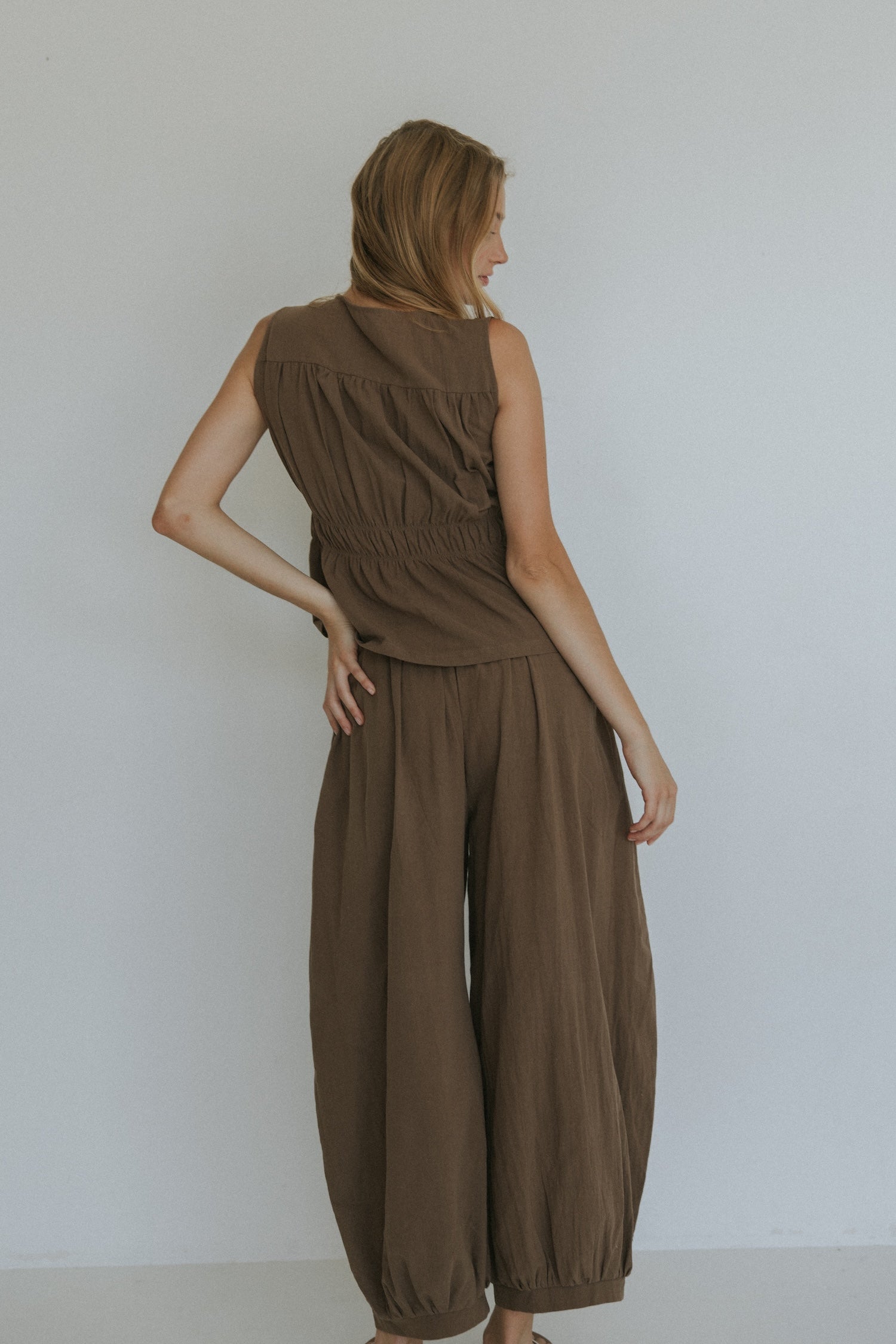 Freya Balloon Pant | Brown